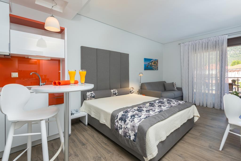 Mary'S Luxury Apartment Chrysi Ammoudia ภายนอก รูปภาพ